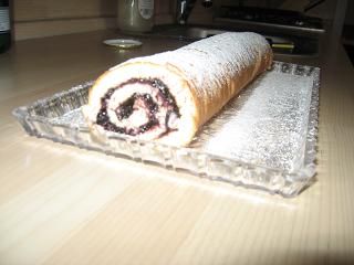 Borůvková (nebo jiná) roláda