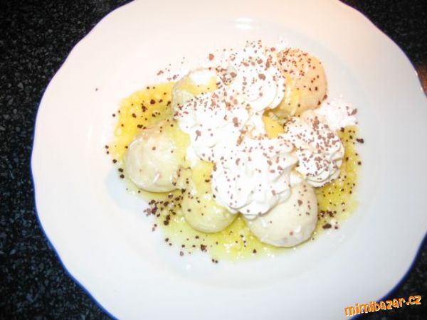 Jahodové knedlíky (tvarohové)