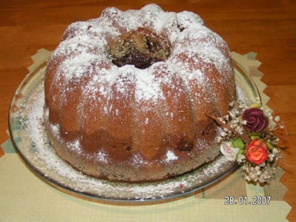 Šlehačková bábovka naší rodiny