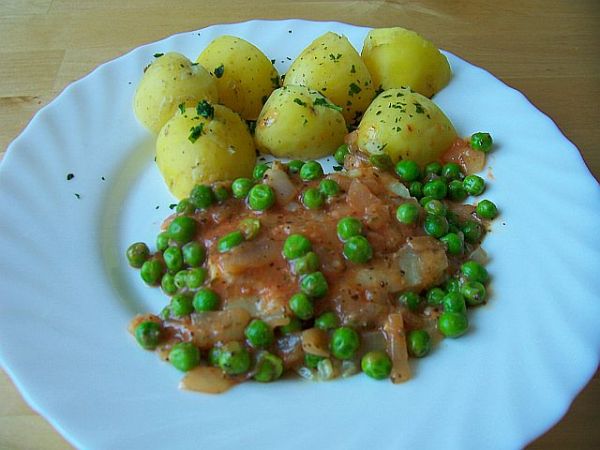 Výborné a voňavé rybí filé s hráškem