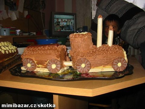 Dortík k prvním narozeninám
