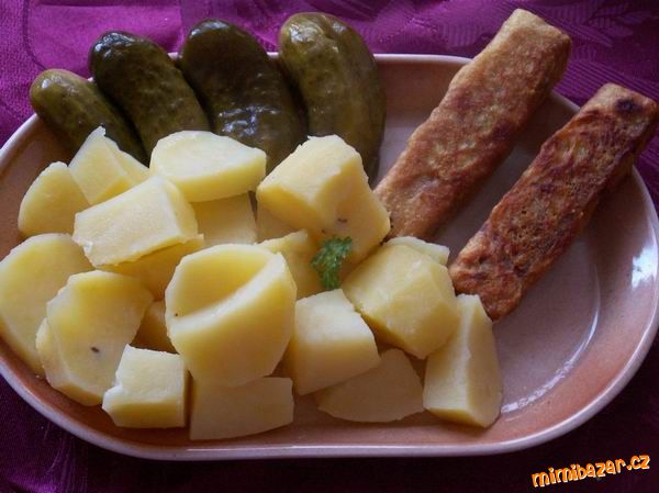 Smažený Tempeh obalovaný v hrašce