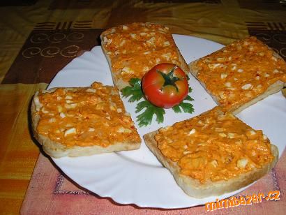 výborná pomazánka ajvar-podravka na tousty
