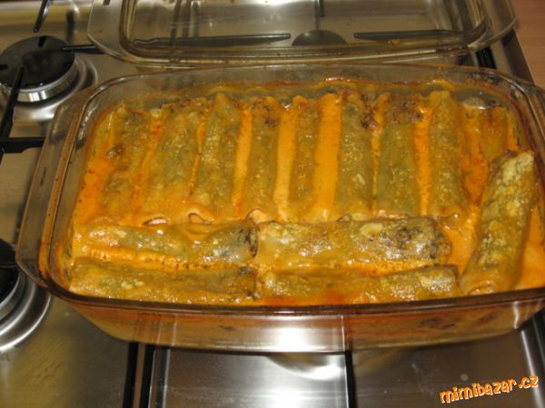 Plněné Cannelloni špenátem a kuřecím masem