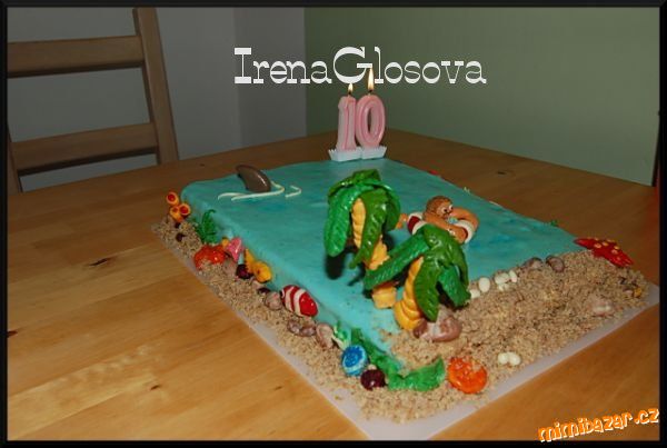 Dortík koupačka se žralokem.....