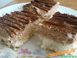 Kokosíno s nugátem-jako bounty tyčinka