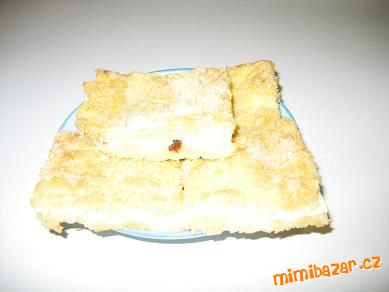 Rychlý tvarohovo-drobenkový koláč