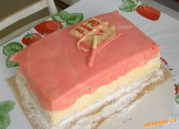 torta pre babku 70tka s prekvapkom vo vnútri