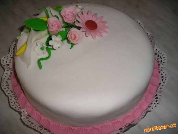 Torta k meninám