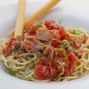 spaghetti al tonno-špagety s tunákem(italský recept)
