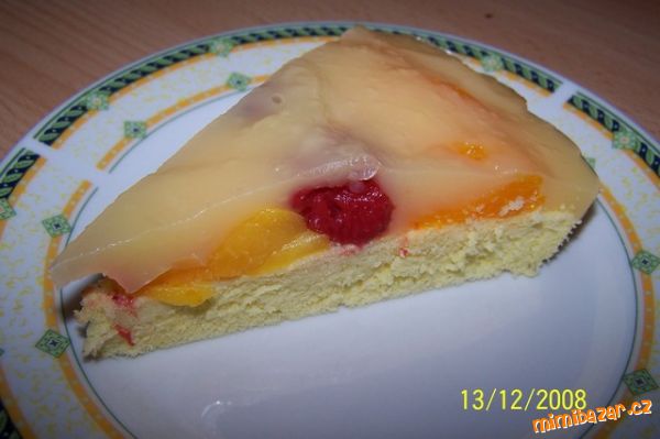 Piškot s ovocným želé