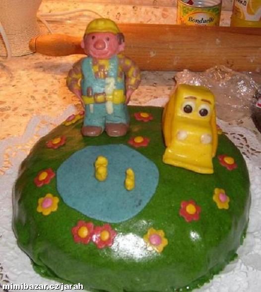 MŮJ PRVNÍ POTAHOVANÝ DORTÍK
