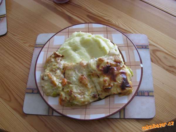 Ryba na mrkvi a porku