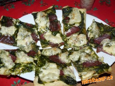 Supr špenátová pizza