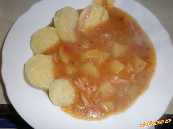 Chuťový a rychlý bramborový guláš