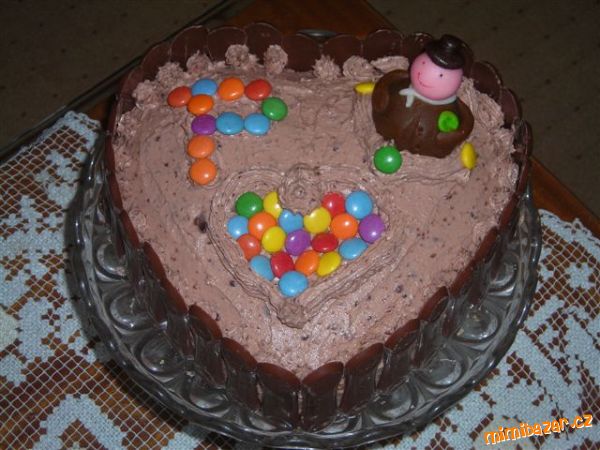 Srdíčkový dortík k Valentýnu...