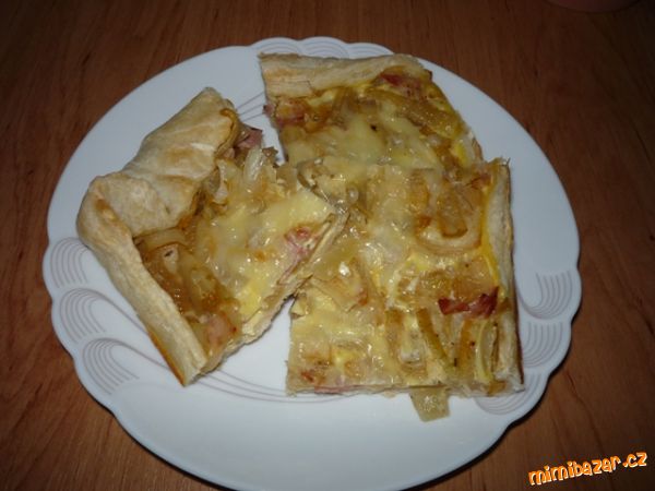 CIBULOVÝ KOLÁČ