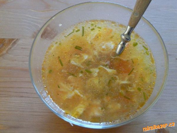 Rychlá kuřecí polévka po čínsku, vynikající