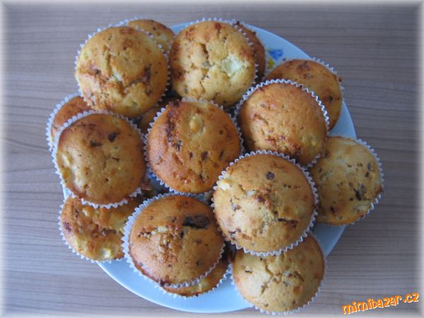 Muffiny s jablkem a margotkou