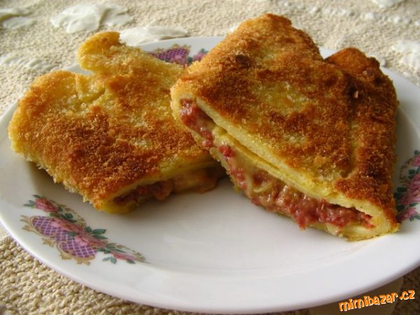 Plněné slané omelety v trojobalu s vepřovým masem, jak je dělám já :-))