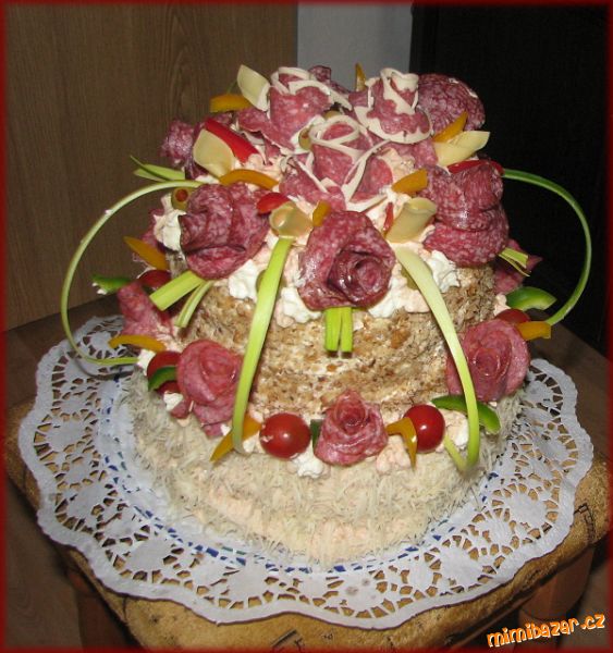 POSCHOĎOVÝ SLANÝ DORT