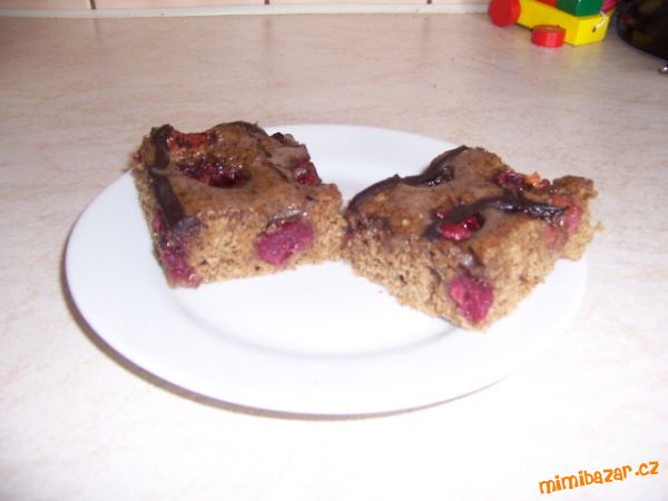 Kávový perník (s třešněmi)
