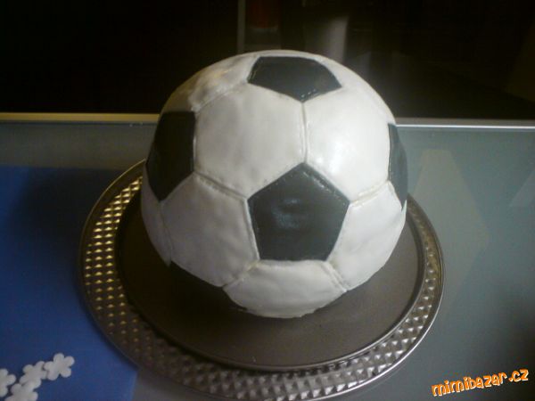 futbalová lopta s postupom