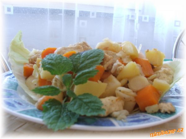 Zeleninový hrnec s tofu