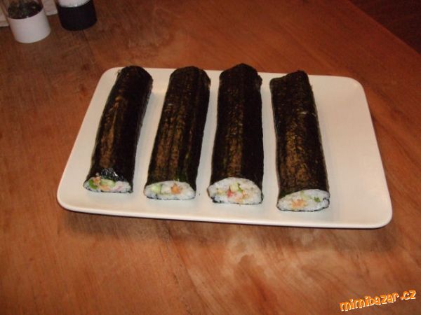 SUSHI (suši)