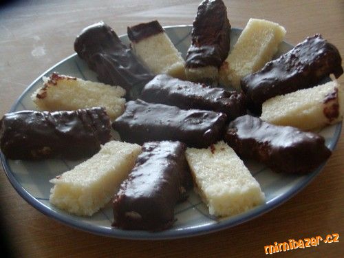 BOUNTY TYČINKY