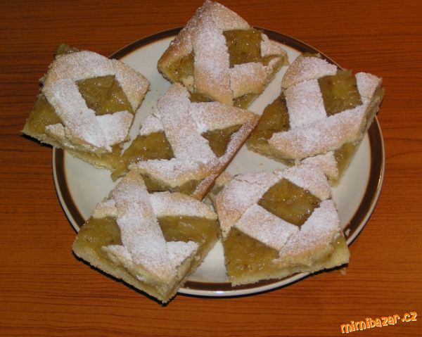 Mřížkový koláč s hruškami