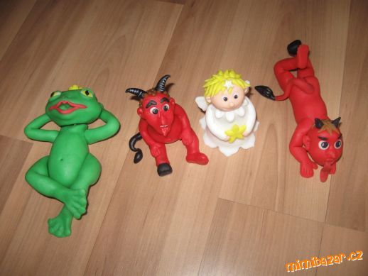 Figurky (čert,anděl, žába)