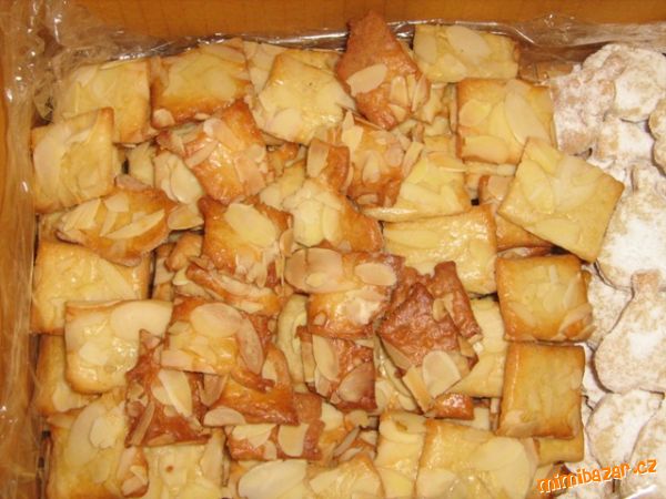 SKOŘICOVÉ ČTVEREČKY