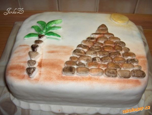 Pyramida