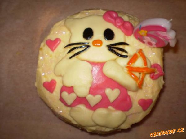 Hello Kitty andílek