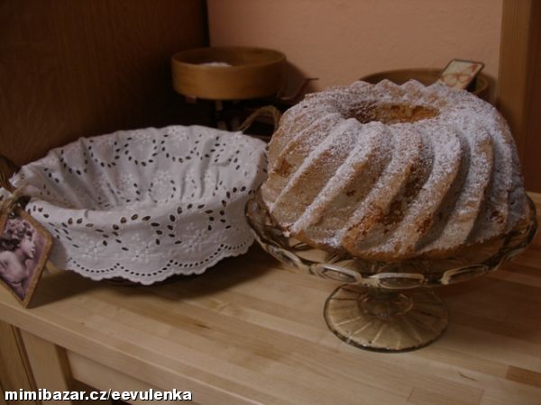 Koňaková bábovka