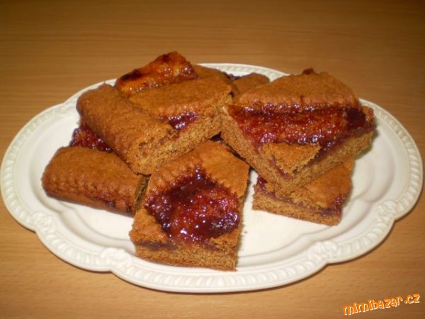 Medový mřížkový koláč