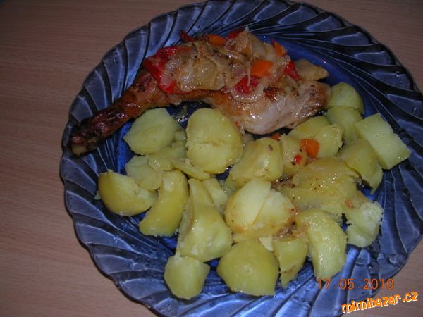 kuřecí stehýnka na kunovjance