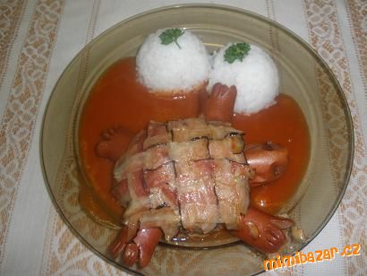 Arabelčina úžasná želva z mletého masa ( recept pro ty co se doma nudí :-) ) s rajskou omáčkou