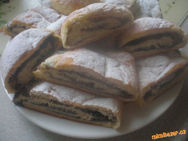 Makový závin