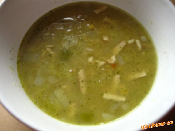 Polévka z červené čočky, s bramborem a tofu 2L