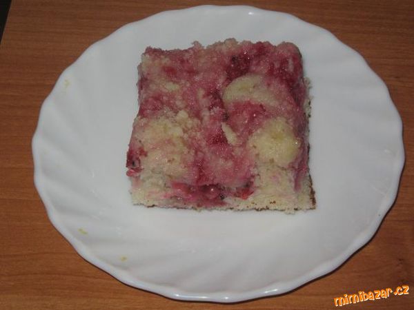 Velmi rychlý moučník s ovocem