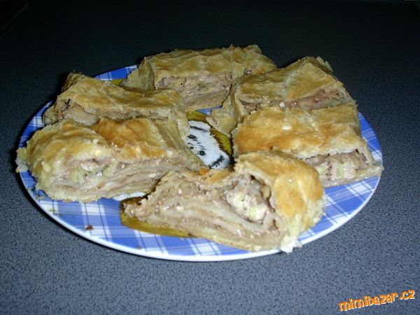 Výborný jablečno-banánový závin