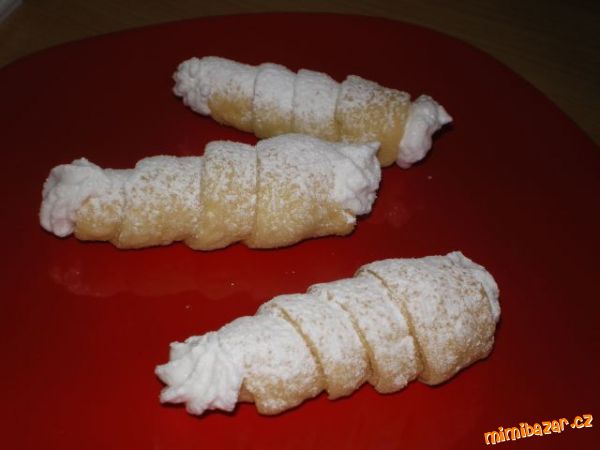 šlehačkové kremrole