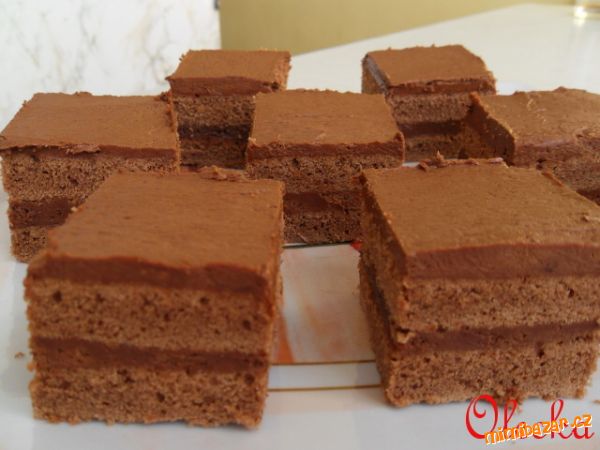 Brownies s čokoládovým krémem