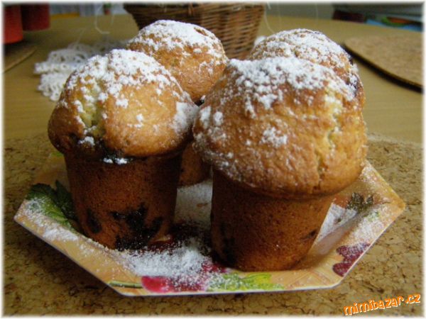 *BANÁNOVÉ MUFFINY S KOKOSEM*