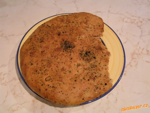Focaccia s ořechy