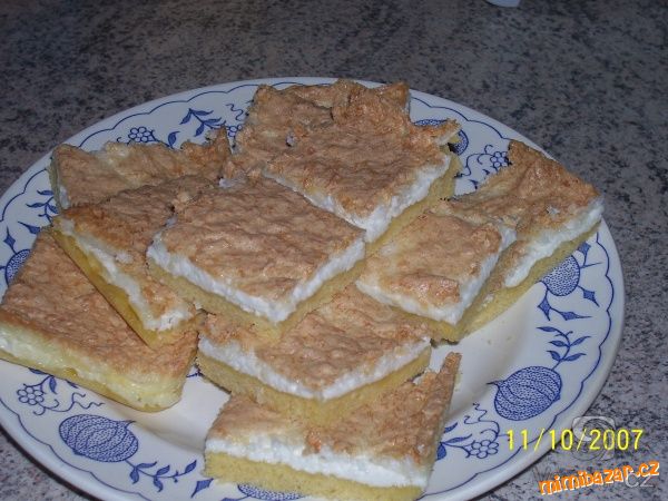 Tvarohový koláč s kokosem