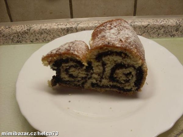 výborný makový šnek