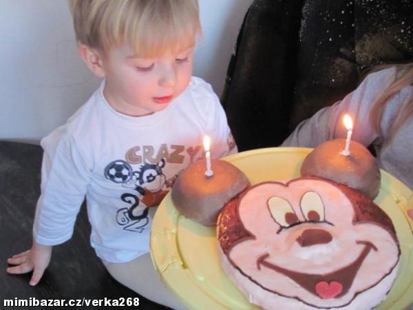 Mickey Mouse dort.....druhý dort